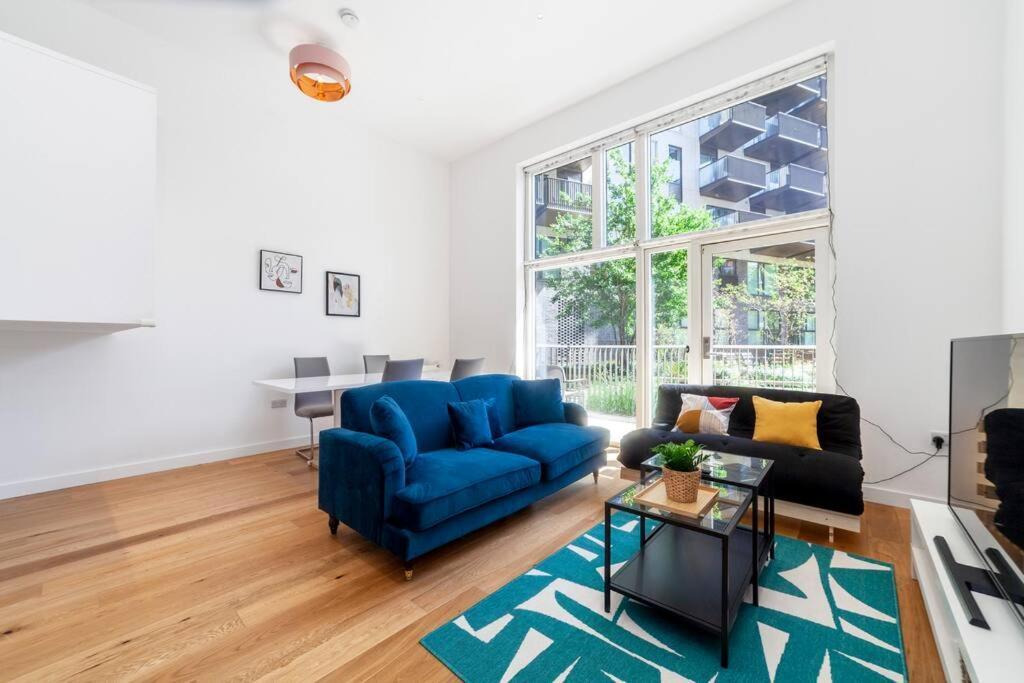 Stunning New 3 Bdr Duplex Wbalcony, East London Lägenhet Exteriör bild